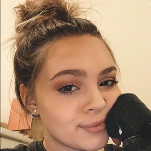 Meet your Posher, Jerika